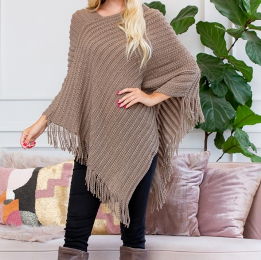 Khaki knitted poncho